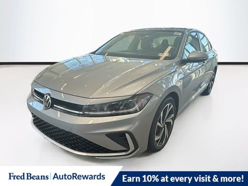 New 2026 Volkswagen Jetta SEL image 3