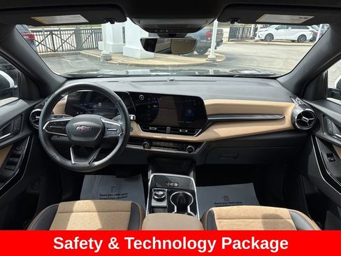 Used 2025 Chevrolet Equinox ACTIV w/ Safety and Technology Package image 18