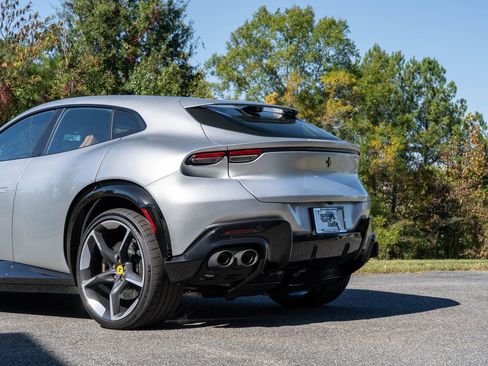 Certified 2025 Ferrari Purosangue image 20