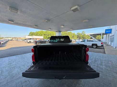 Used 2024 Chevrolet Silverado 2500 ZR2 w/ Technology Package AWD/4WD image 8