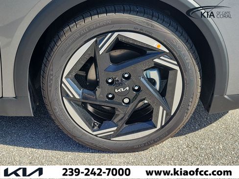 New 2026 Kia K4 EX FWD image 7