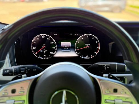 Used 2020 Mercedes-Benz G 550 image 17