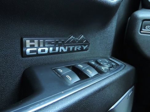 Certified 2024 Chevrolet Silverado 1500 High Country w/ High Country Premium Package image 29