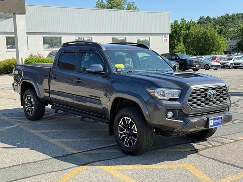 Used 2022 Toyota Tacoma TRD Sport AWD/4WD image 8