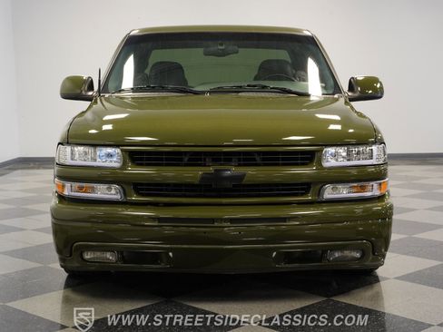Used 2002 Chevrolet Silverado 1500 LS w/ Electrical Convenience Pkg image 18