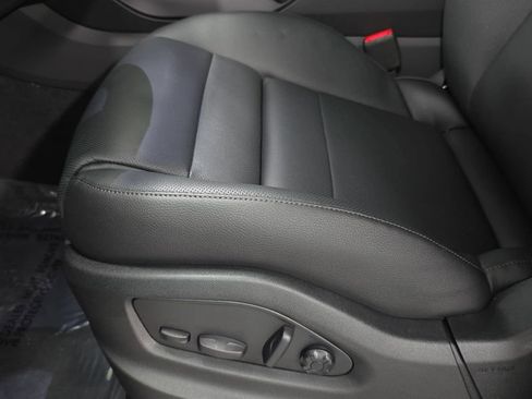 New 2026 Porsche Cayenne AWD/4WD image 24