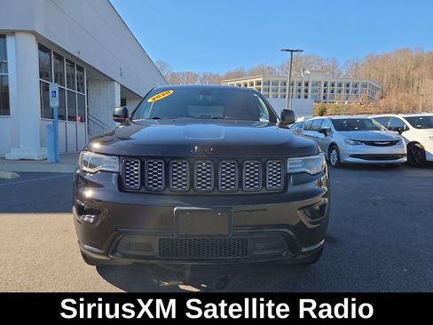 Used 2020 Jeep Grand Cherokee Altitude image 11