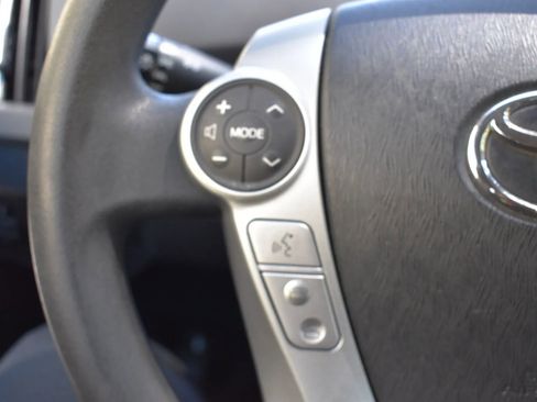 Used 2015 Toyota Prius Three FWD image 17