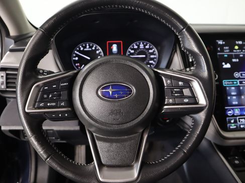 Used 2024 Subaru Outback Premium AWD/4WD image 3