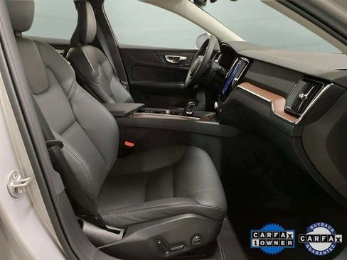 Used 2025 Volvo V60 B5 Cross Country Plus image 80