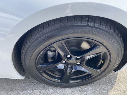 Used 2019 Chevrolet Camaro LT RWD image 20
