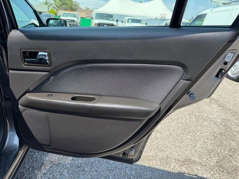 Used 2012 Ford Fusion SE FWD image 30
