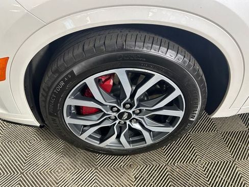 Certified 2024 Cadillac XT6 Sport AWD/4WD image 9