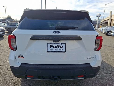 Used 2023 Ford Explorer Timberline image 5