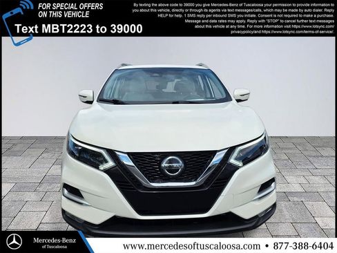 Used 2021 Nissan Rogue Sport SL w/ Premium Package FWD image 2