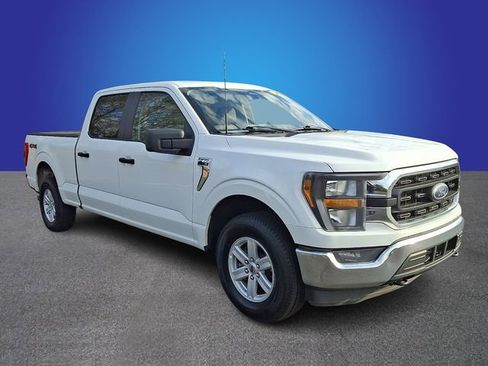 Used 2023 Ford F150 XLT image 3