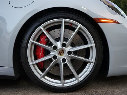 Used 2024 Porsche 911 Carrera GTS image 34