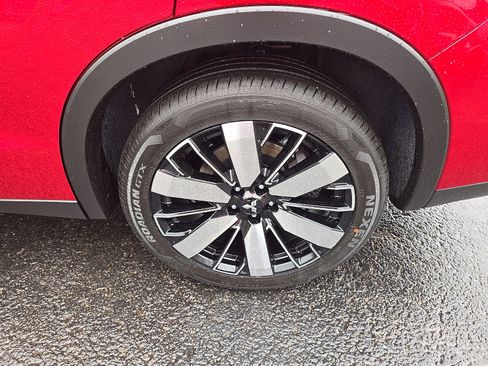 New 2025 Mitsubishi Outlander SE image 28