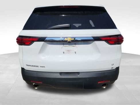 Used 2022 Chevrolet Traverse LT image 7