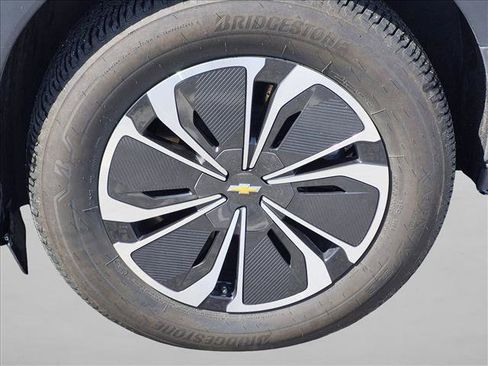 Certified 2024 Chevrolet Blazer EV LT AWD/4WD image 17