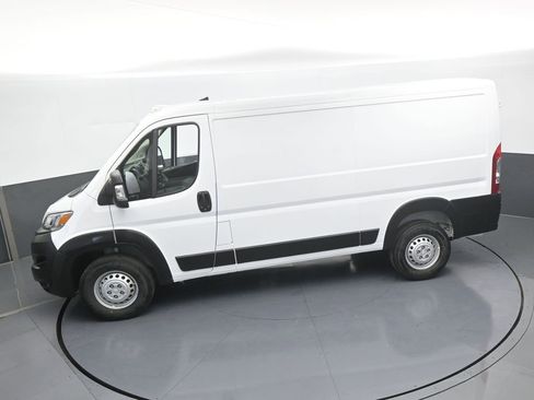 New 2026 RAM ProMaster 2500 image 37
