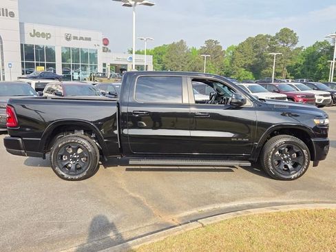 Used 2025 RAM 1500 Big Horn AWD/4WD image 13