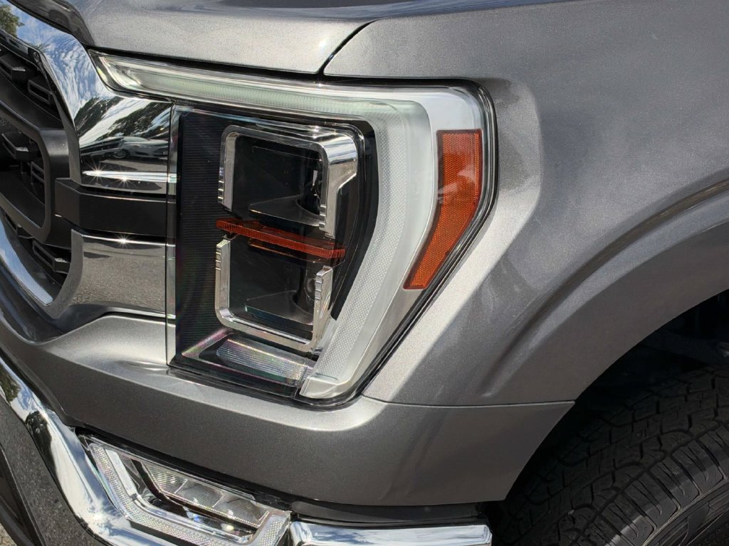 Used 2022 Ford F150 XLT w/ Equipment Group 301A Mid AWD/4WD image 9