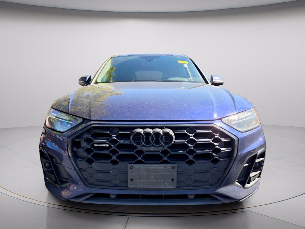 Used 2023 Audi Q5 2.0T Premium Plus w/ Premium Plus Package AWD/4WD image 3