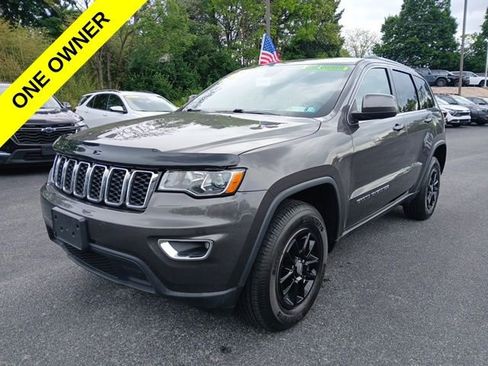 Used 2019 Jeep Grand Cherokee Laredo AWD/4WD image 1