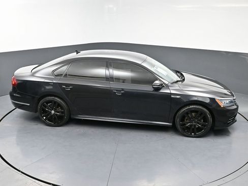 Used 2018 Volkswagen Passat 2.0T S image 43