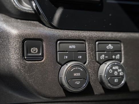 Used 2026 Chevrolet Silverado 1500 RST AWD/4WD image 40