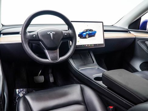 Used 2023 Tesla Model Y AWD image 16