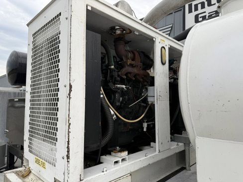 Used 2014 RAM 5500 Tradesman w/ Power Accessory Group image 12