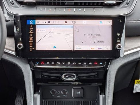 New 2026 Jeep Grand Cherokee Laredo image 16