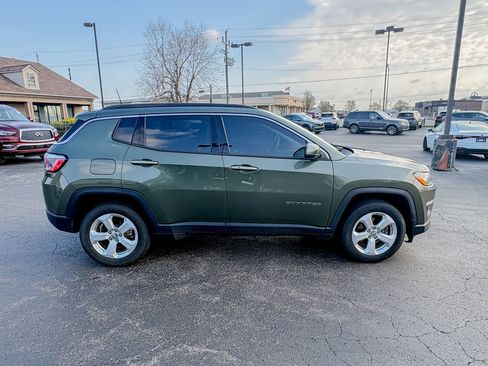 Used 2018 Jeep Compass Latitude w/ Popular Equipment Group image 3