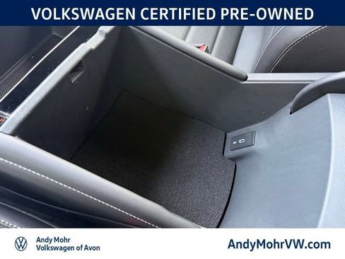 Used 2024 Volkswagen Atlas Cross Sport SEL R-Line AWD/4WD image 34