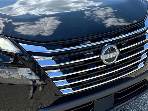 Used 2025 Nissan Rogue SV FWD image 35