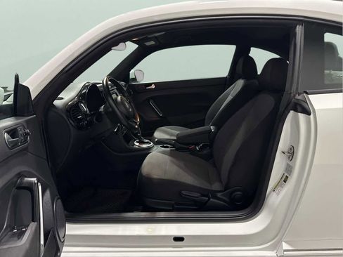 Used 2019 Volkswagen Beetle 2.0T S image 11