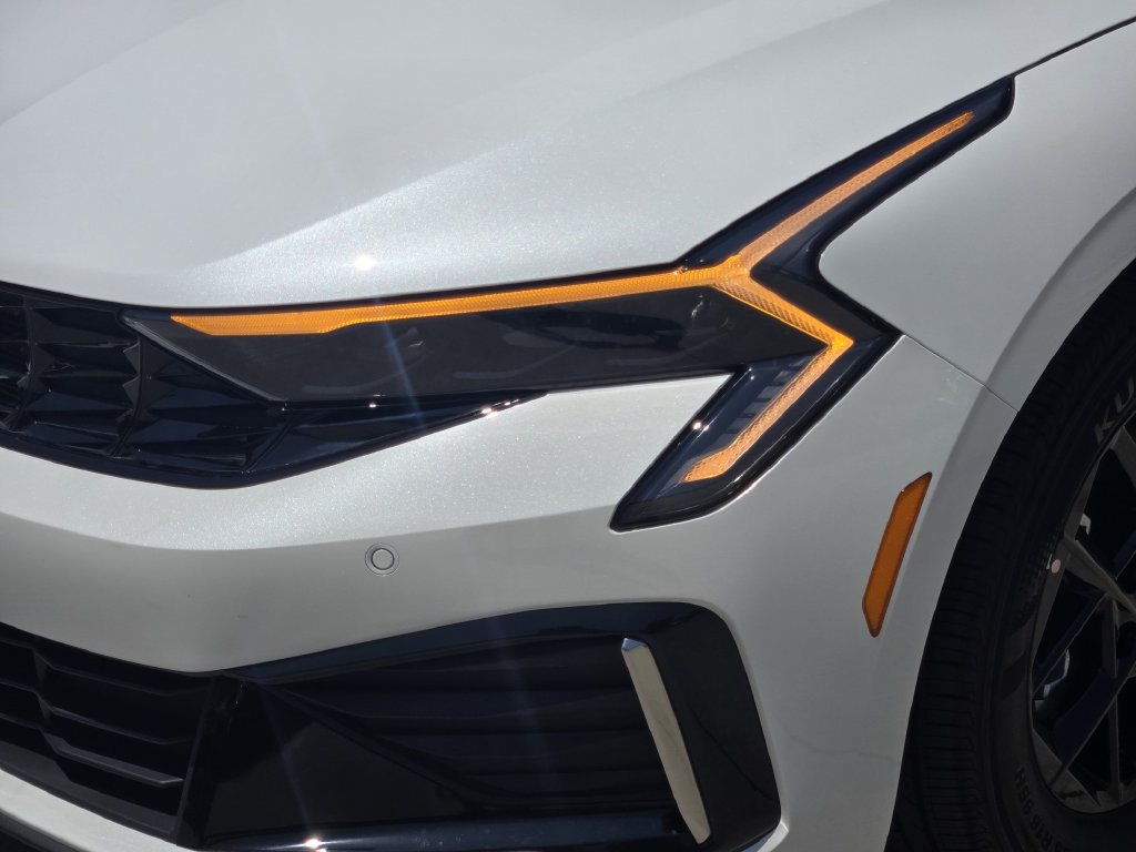 New 2026 Kia K5 LXS FWD image 7