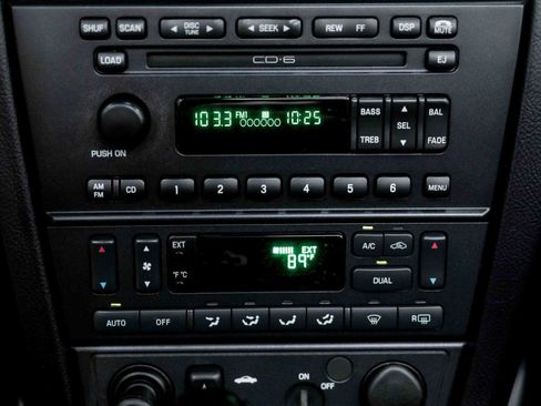 Used 2003 Ford Thunderbird RWD image 65