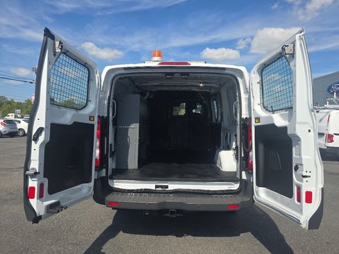 Used 2016 Ford Transit 250 Base image 10