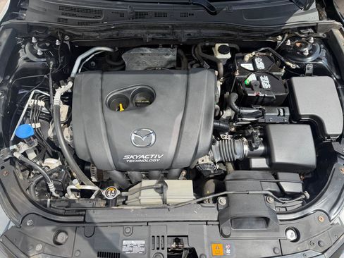 Used 2016 MAZDA MAZDA3 i Touring FWD image 16