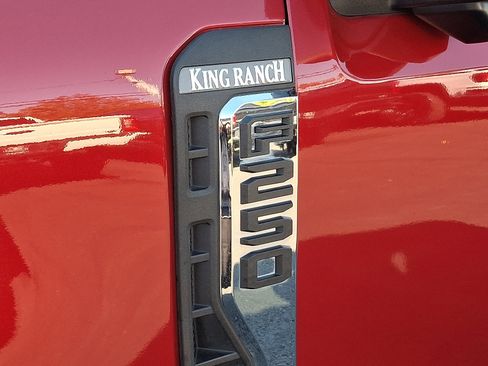 Used 2024 Ford F250 King Ranch image 31