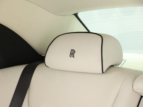 Used 2017 Rolls-Royce Ghost RWD image 64