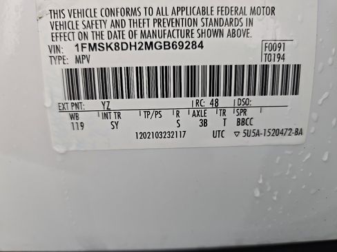 Used 2021 Ford Explorer XLT w/ Equipment Group 202A image 27