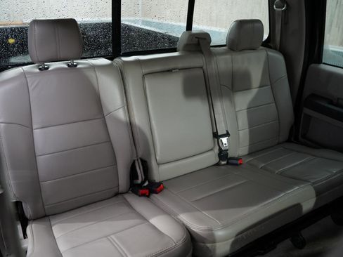 Used 2008 Ford F450 Lariat image 32