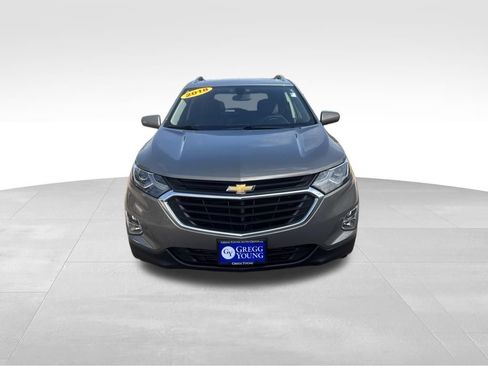 Used 2018 Chevrolet Equinox LT w/ Sun & Infotainment Package AWD/4WD image 3