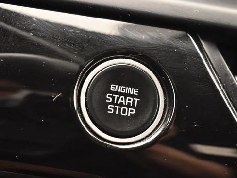 Used 2025 Kia Seltos S FWD image 29