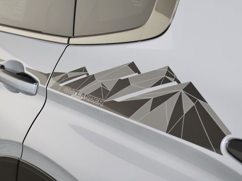 New 2026 Mitsubishi Outlander Trail Edition image 11