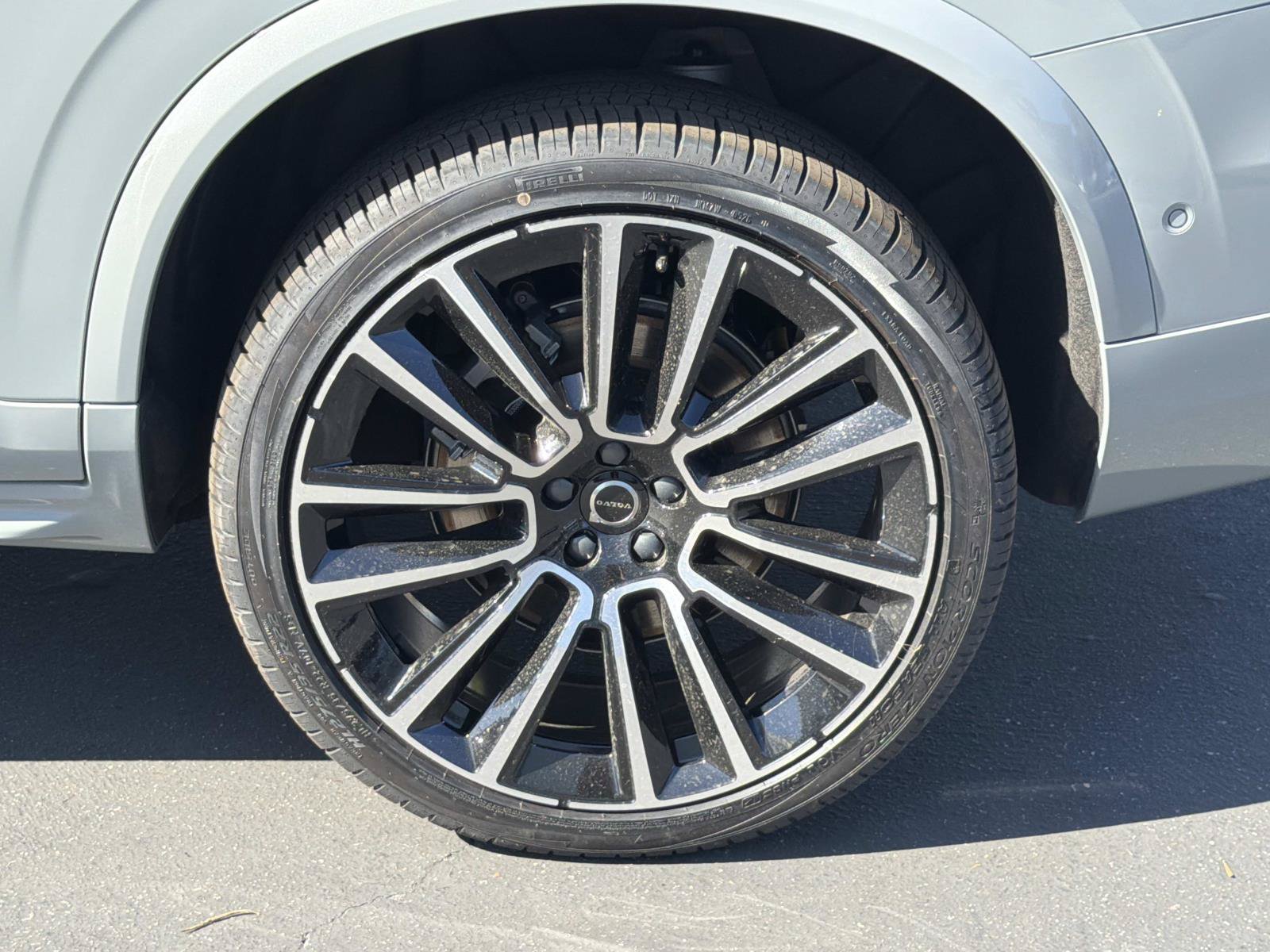 New 2027 Volvo XC90 B6 Plus AWD/4WD image 24